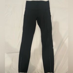 Black Lululemon leggings